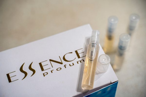 Pack promo tester profumi 15pz (5 uomo + 5 donna + 5 nicchia)